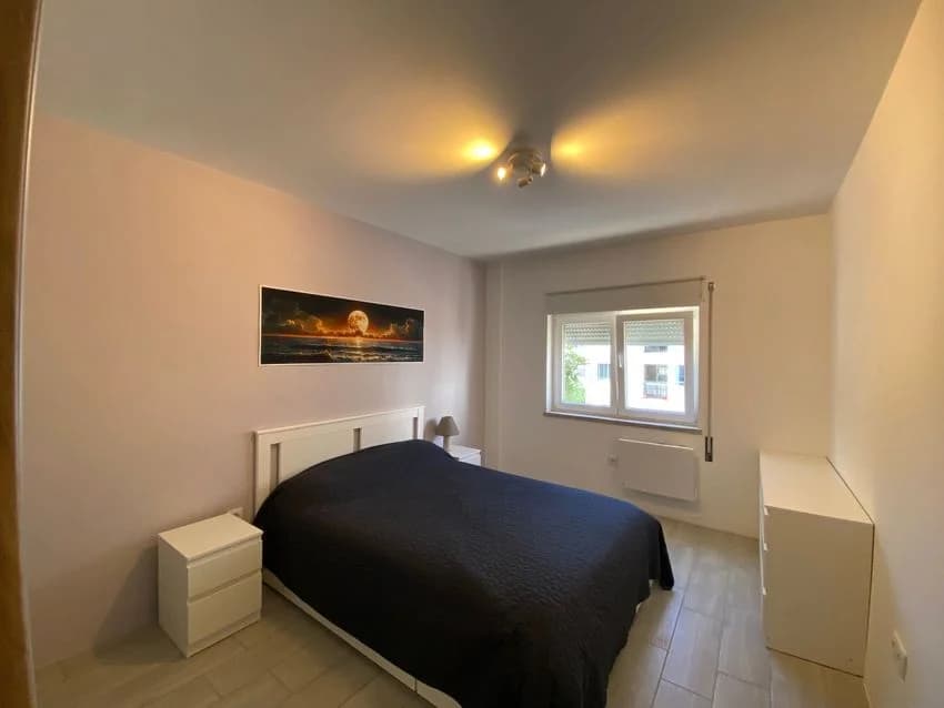T1 flat for rent in Rua do Hospital São João de Deus, 95