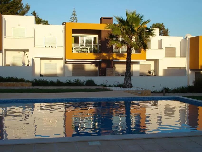 T2 flat for rent , Vale de Parra, 1281 Em