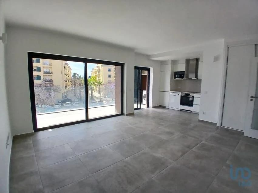 T2 flat for rent in Centro