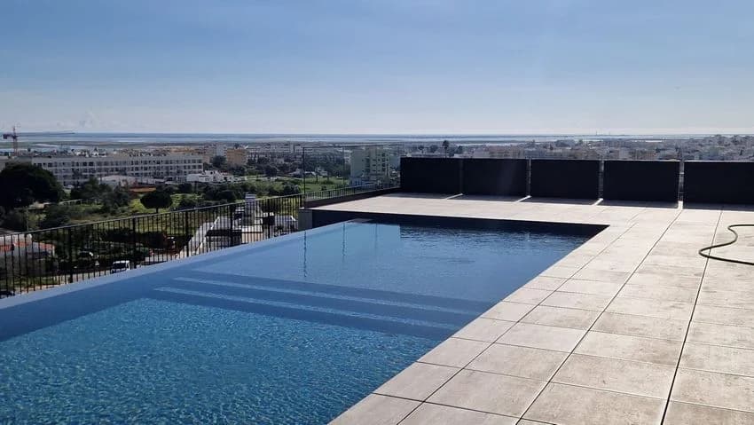 T2 flat for rent in Rua do José Botelho, 5