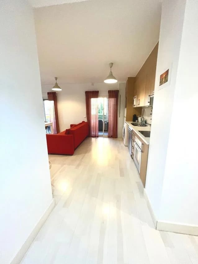 T1 flat for rent in Rua dos Três Castelos, 6