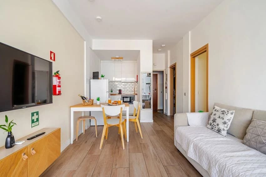 T0 studio flat for rent in Rua Dom Afonso III, 1