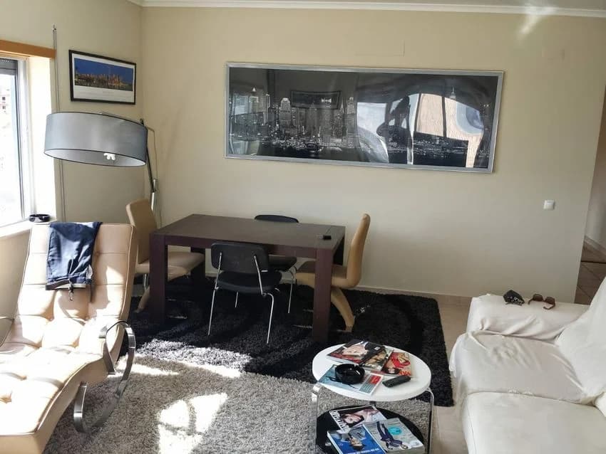 T2 flat for rent in Rua Emiliano Da Costa, 22