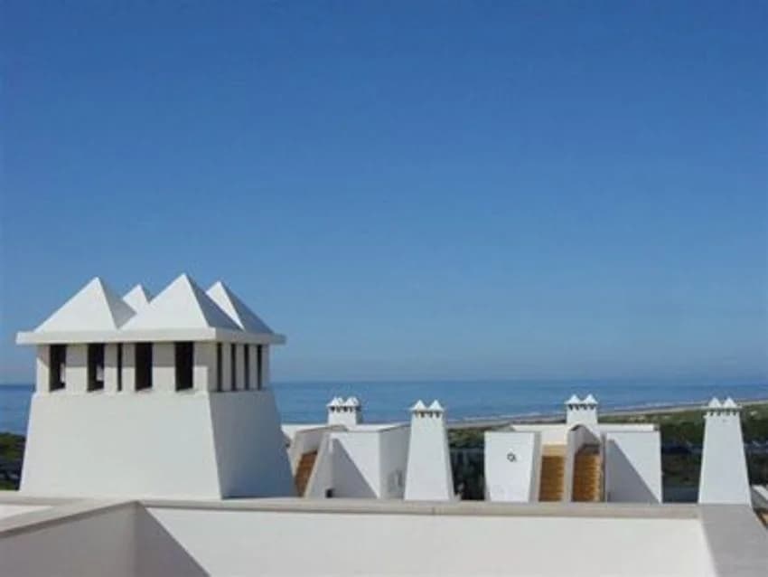 Semi-detached house for rent , Urbanização Praia Verde, 148