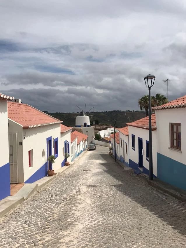 Detached house for rent in Rua 25 Abril, 73