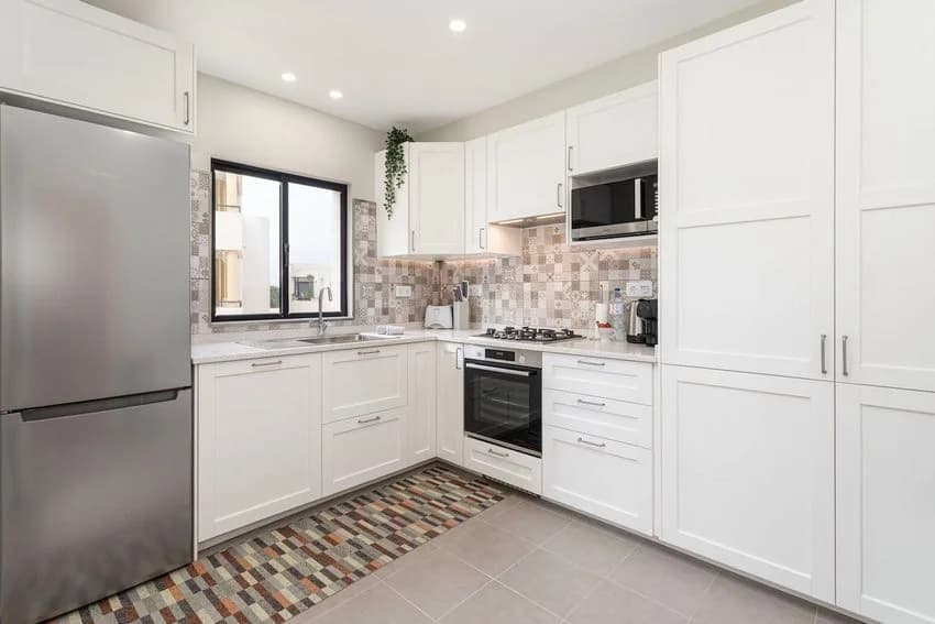 T2 flat for rent in Rua da Alemanha, 8125
