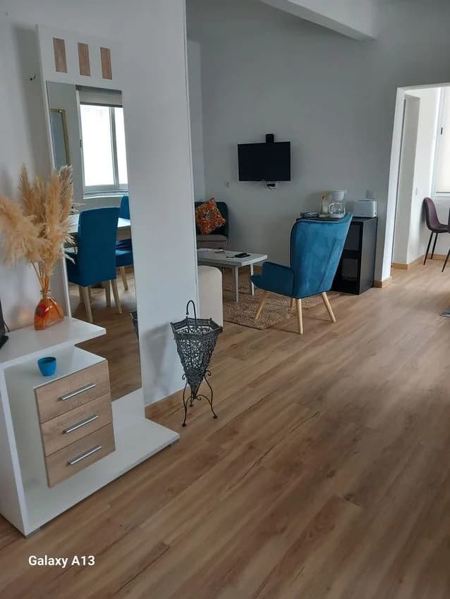 T2 flat for rent in Rua do Casino, 5