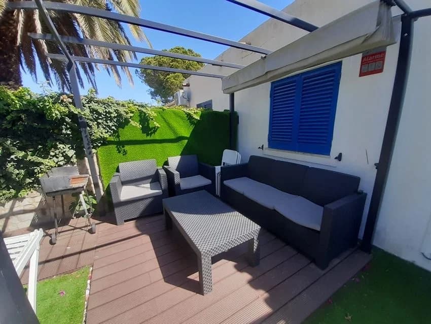 Terraced house for rent in Rua jardins da balaia, 2 bl