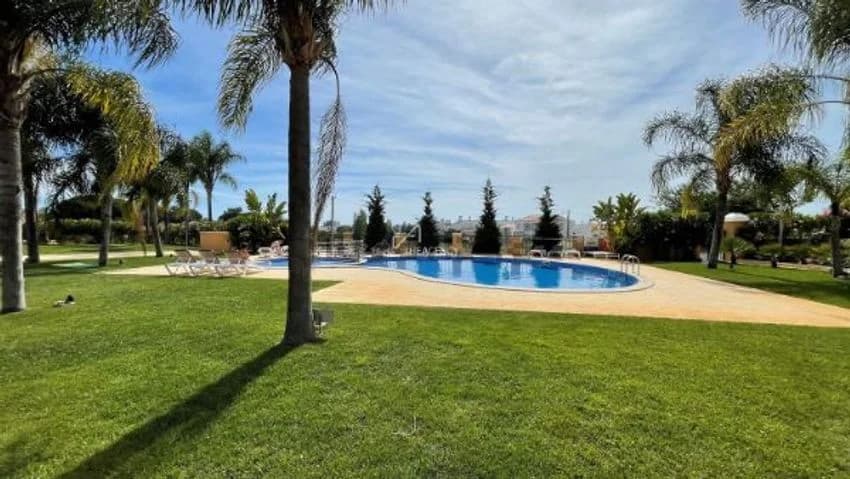 Terraced house for rent , Em1285, 327 a