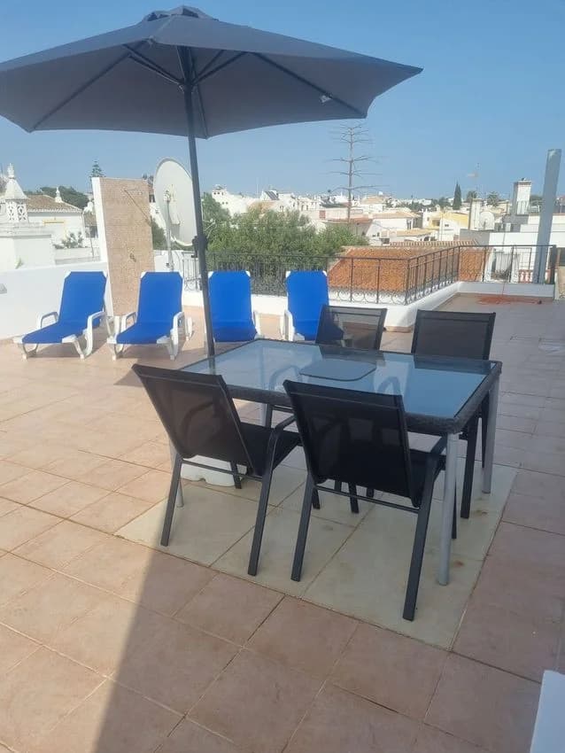 T2 flat for rent in Rua Doutor Afonso Costa, 37