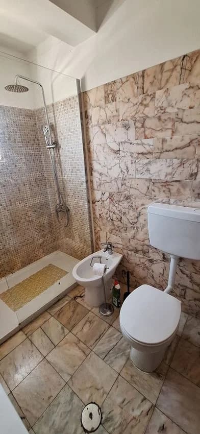 T2 flat for rent in Rua Jardim Cardeal, 17