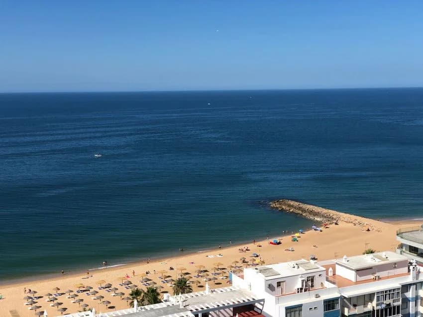 T2 flat for rent in Rua Portas do Mar Nn