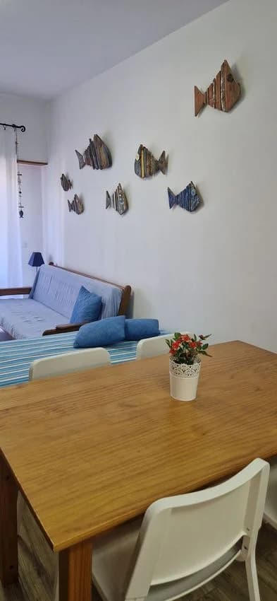 T1 flat for rent in Avenida Francisco Sá Carneiro, 3
