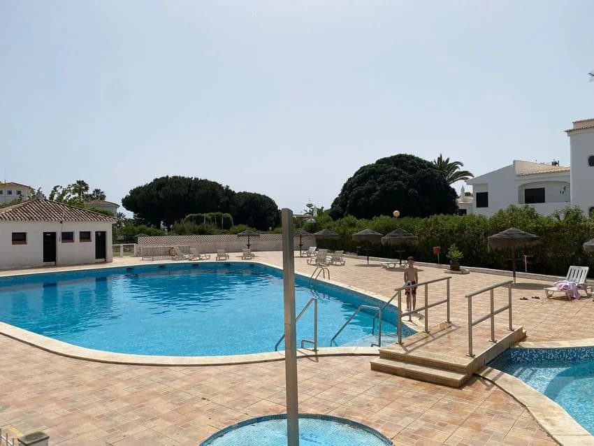 T1 flat for rent in Rua do Baiona Club, 36