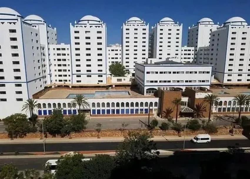 T1 flat for rent in Avenida das Comunidades Lusíadas, 3