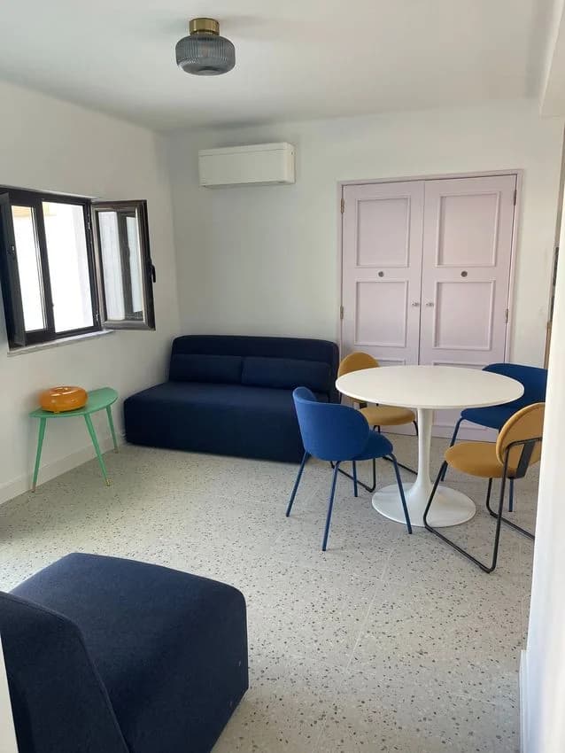 T3 flat for rent in Largo São Vicente, 13