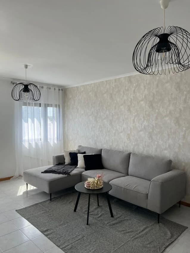 T2 flat for rent in Rua Maria Paula Rio Bravo, 25