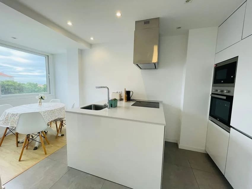 T2 flat for rent in rua Alegre, 3