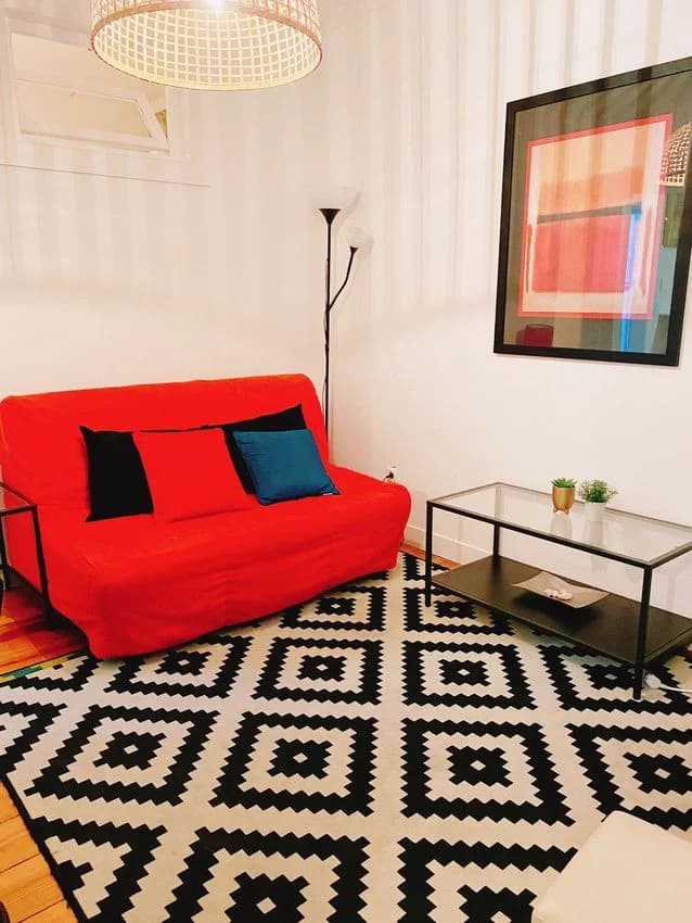 T1 flat for rent in rua da Atalaia, 11