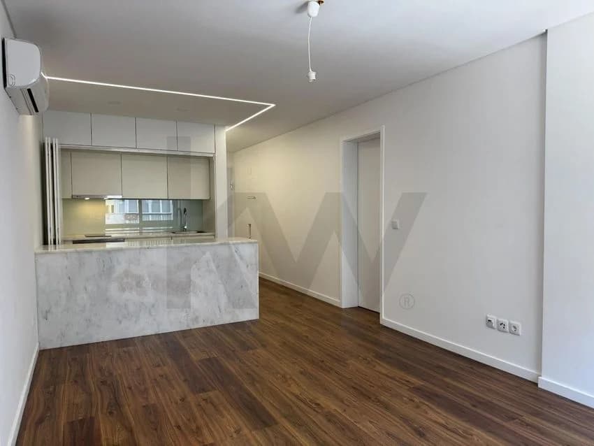 T1 flat for rent in Figueirinha - Augusto Castro