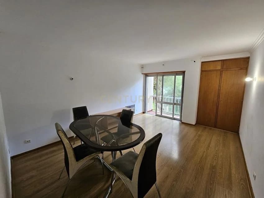 T3 flat for rent in Paço de Arcos