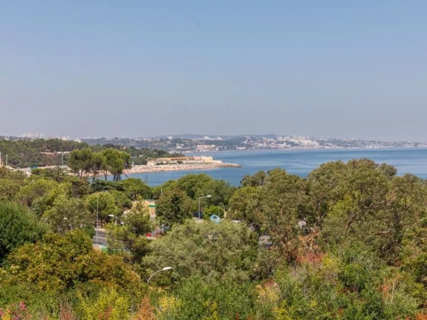 T3 flat for rent in Alto da Barra