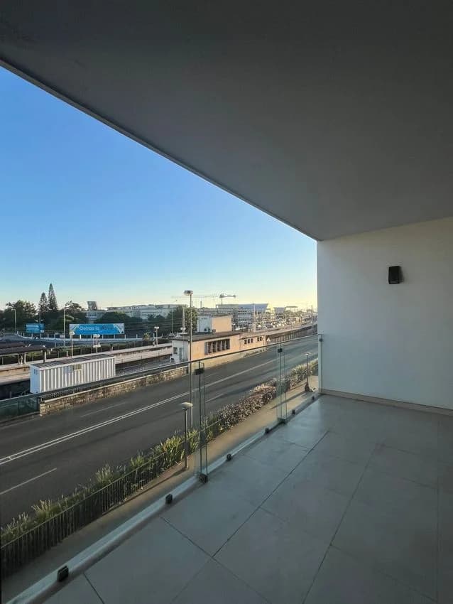 T2 flat for rent in rua Major Afonso Palla Nn