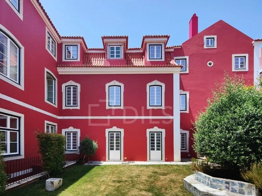 T2 flat for rent in Lapa