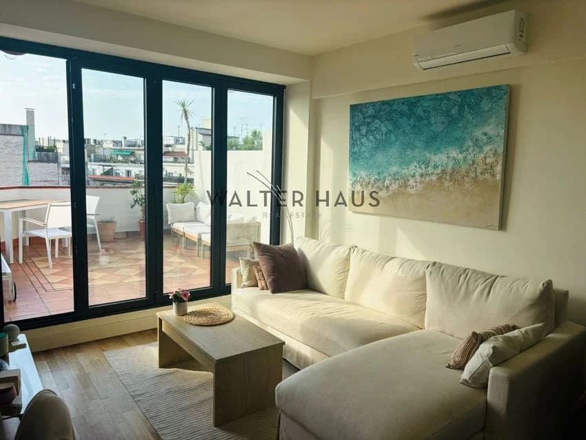 Penthouse for rent in Calle de Balmes
