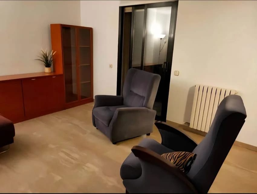 Flat / apartment for rent in Mercat