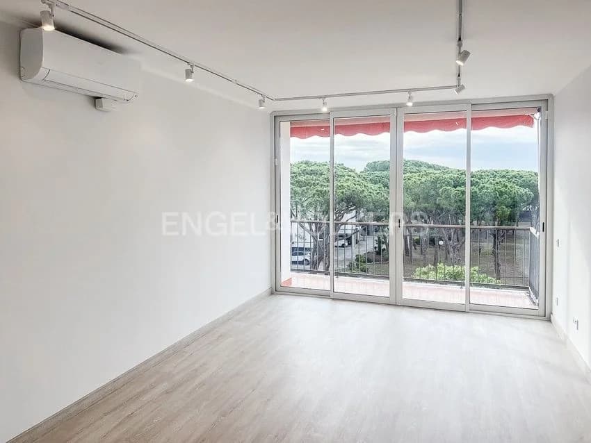 Flat / apartment for rent in Gavà Mar