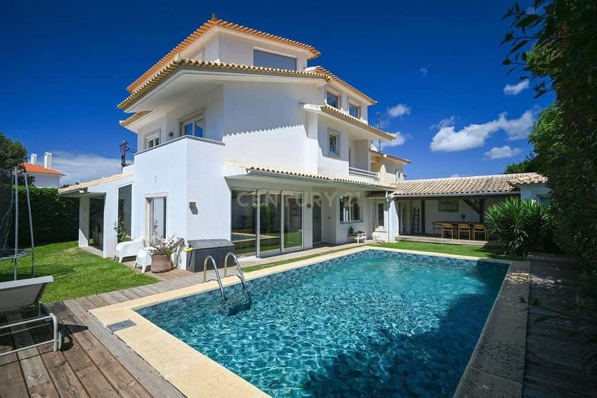 Detached house for rent in rua Chesol, 192