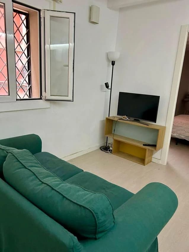 Flat / apartment for rent in CL Sant Antoni Abat