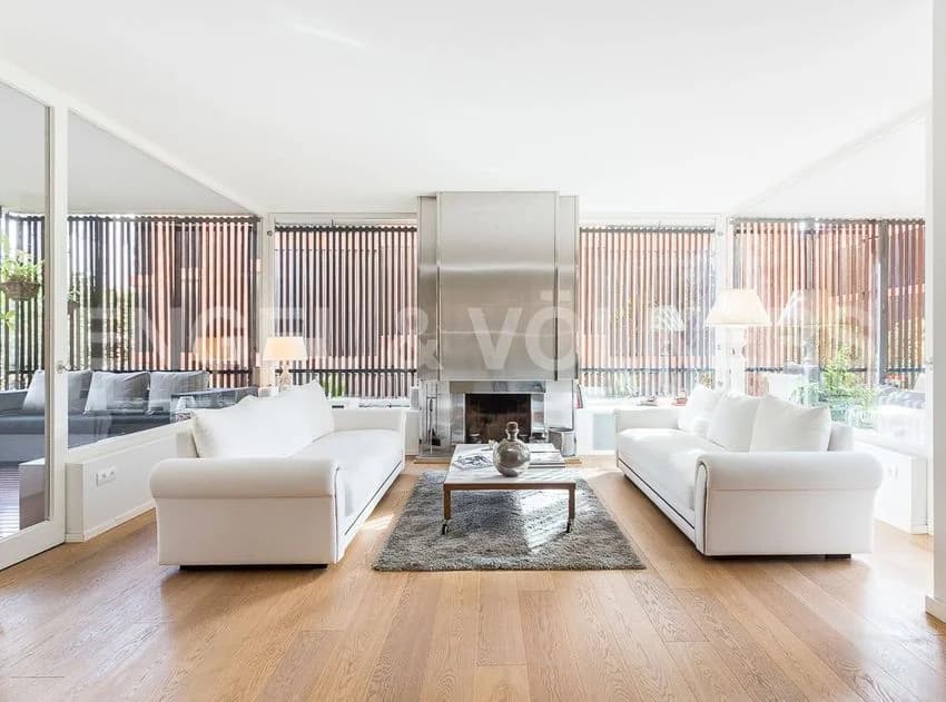 Flat / apartment for rent in Calle de Freixa