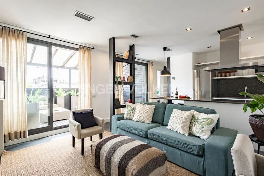 Penthouse for rent in Vila de Gràcia