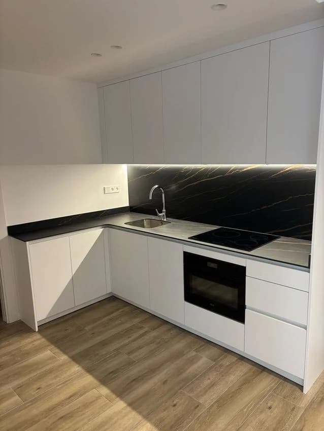 Flat / apartment for rent in Calle de Serra i Hunter, 13
