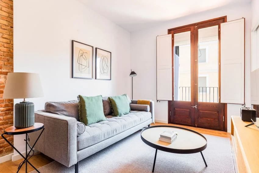 Flat / apartment for rent in Calle del Notariat