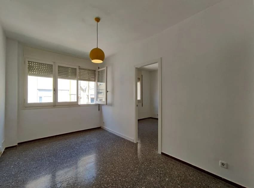 Flat / apartment for rent in Calle de Banyoles