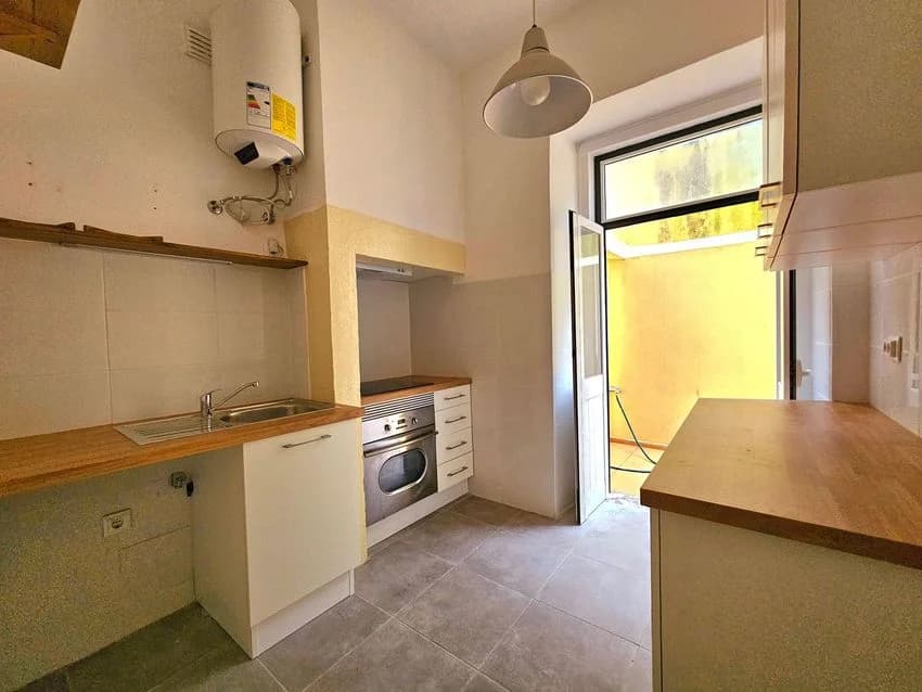 T2 flat for rent , rua, 95