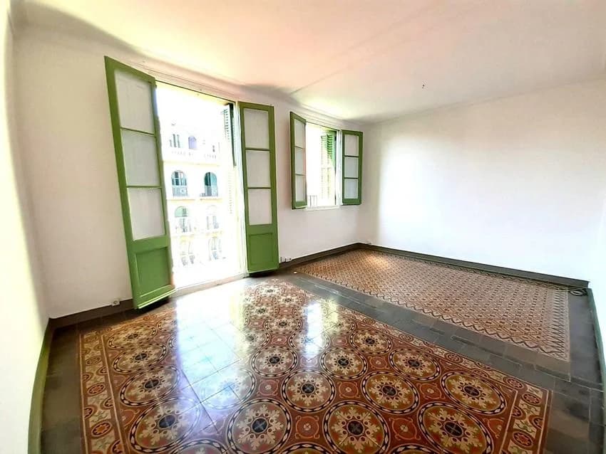Flat / apartment for rent in Calle d'Enric Granados