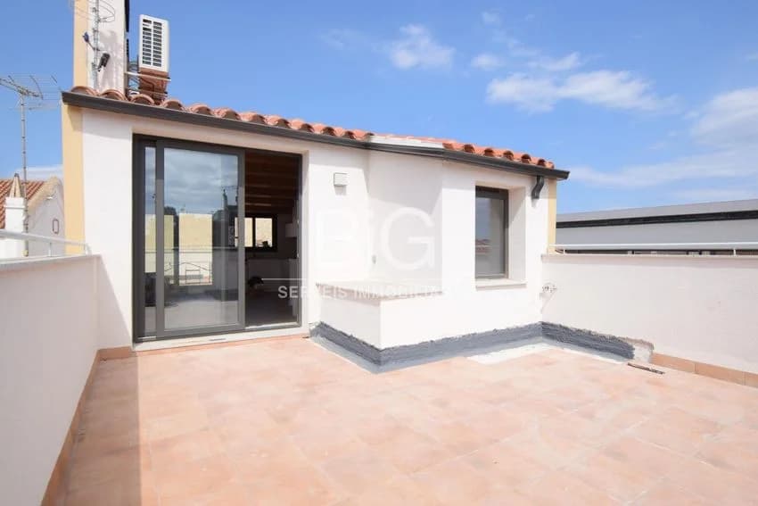 Duplex for rent in Centre