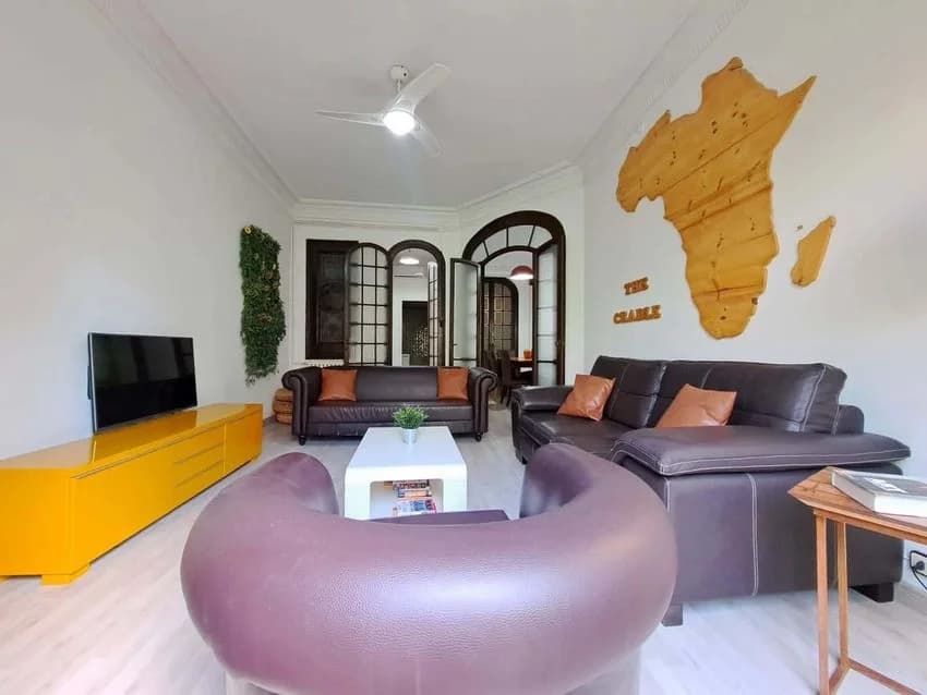 Flat / apartment for rent in Calle Creu Coberta, 32