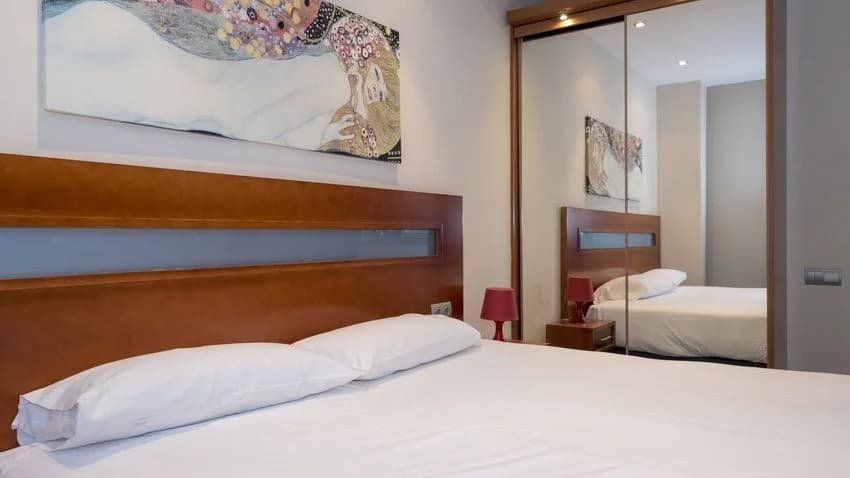 Studio flat for rent in Calle de Torres i Amat, 1