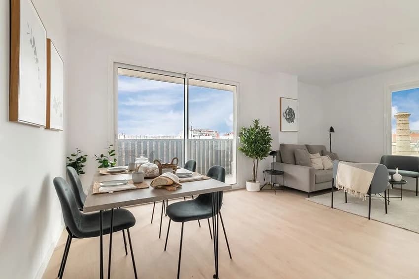 Flat / apartment for rent in Calle de Batllori, 14