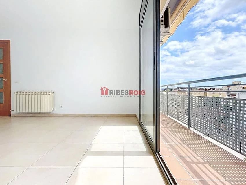 Duplex for rent in Calle de Sitges