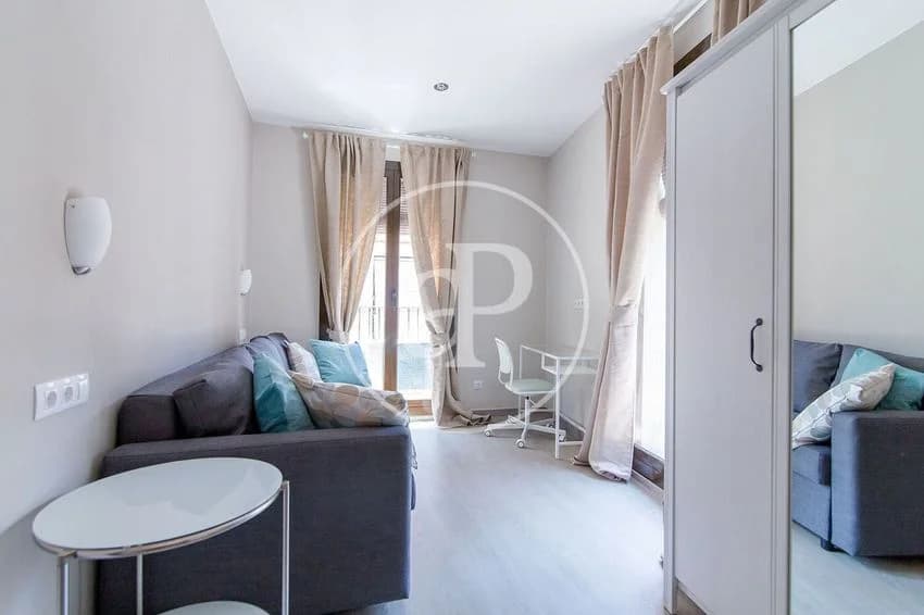 Flat / apartment for rent in Calle de Joaquín Costa