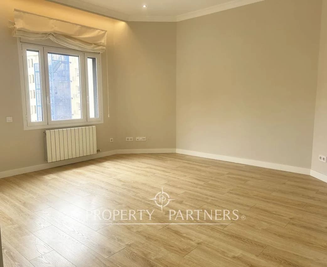 Flat / apartment for rent in Travesía de Gràcia