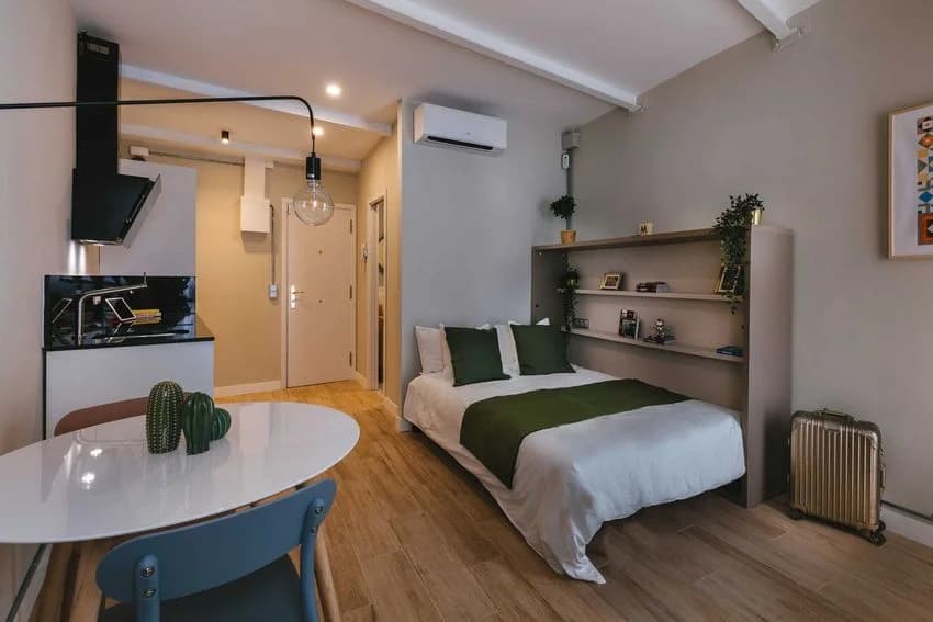 Studio flat for rent in Calle de Freixures, 27