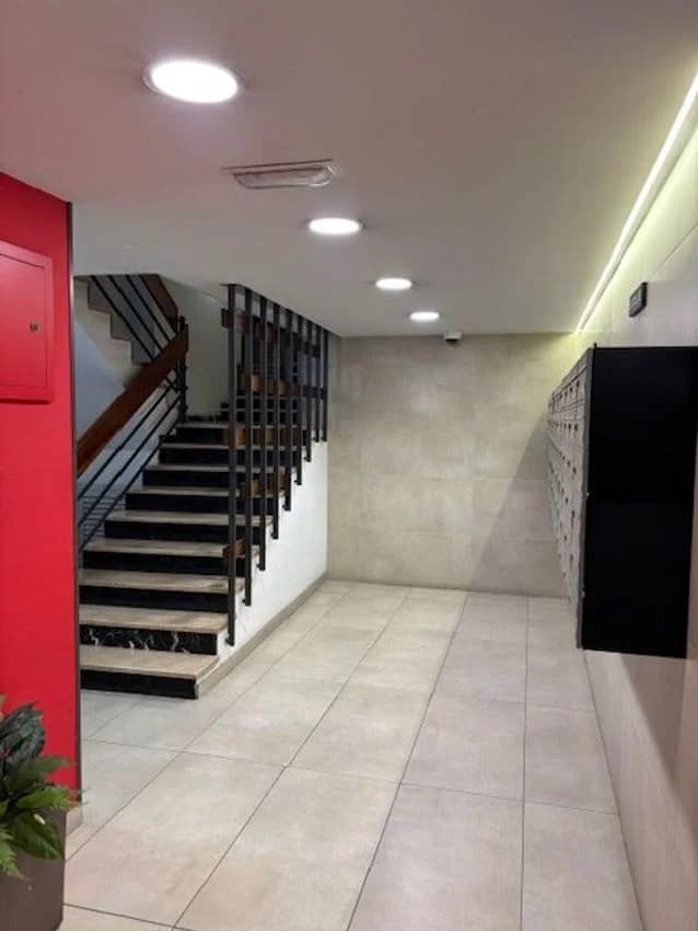Flat / apartment for rent in Calle de la Independència, 296