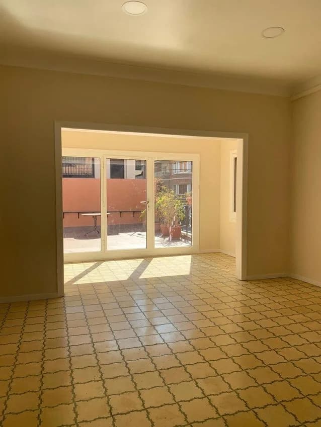 Flat / apartment for rent in Calle d'Alfons XII